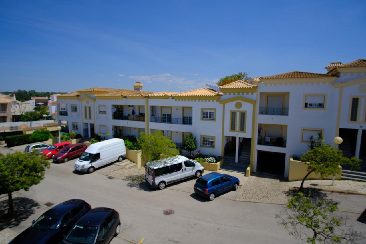 Apartamento T2 Em Condominio Fechado. Albufeira Exterior foto